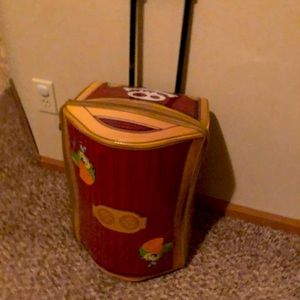 Disney  Trunk Jack and the Never Land pirates